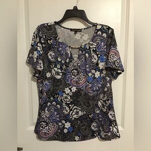 Women's Floral Blouse Black, Blue, and White Size M